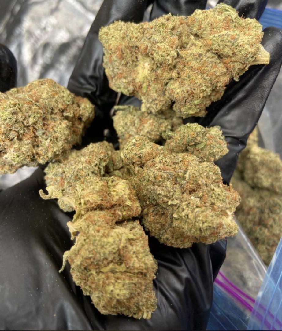 Shiskaberry Strain